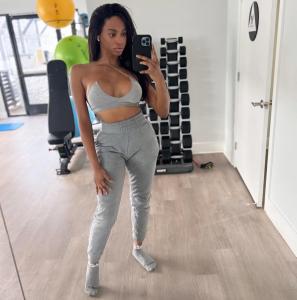 613219438: Transexual en Sevilla