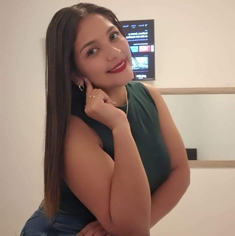 Chica busca chico en Ibiza: 