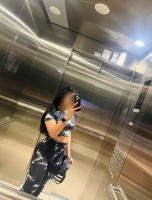 631746499: Chica busca chico en Barcelona