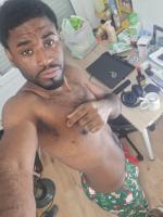 643837723: Chico busca chica en Zaragoza