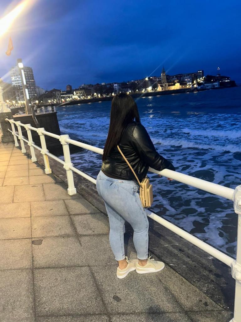 722354040: Chica busca chico en Asturias