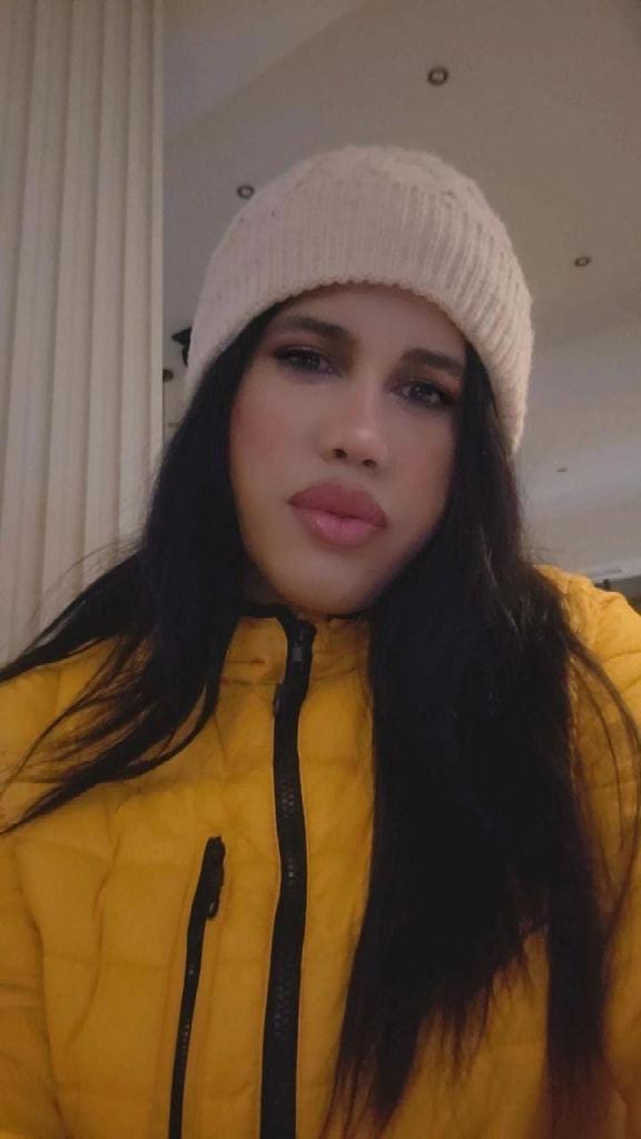 641922358: Transexual en La Coruña