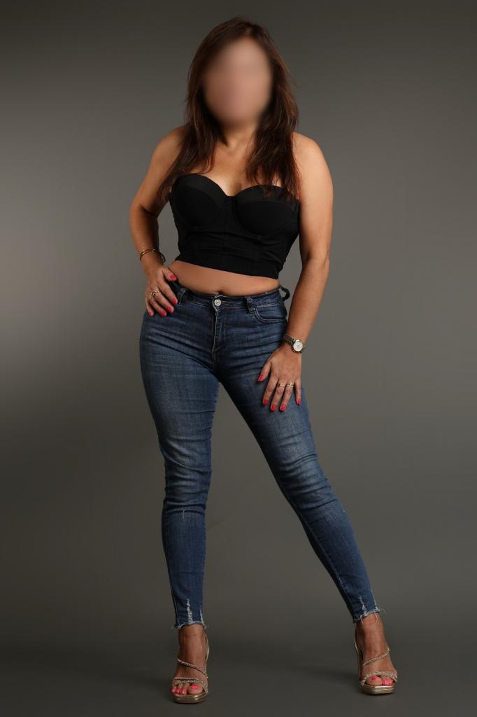 Chica busca chico en León: 