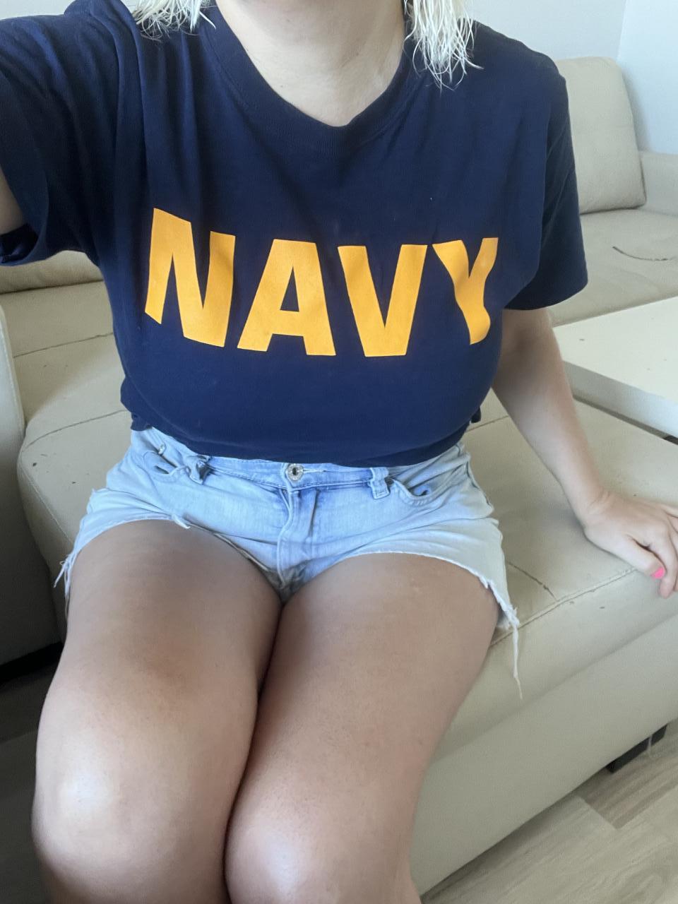 642863409: Chica busca chico en Cádiz