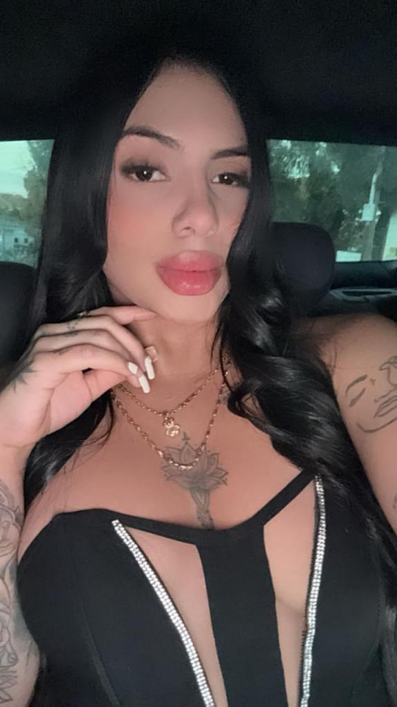 Chica busca chico en Almería: 