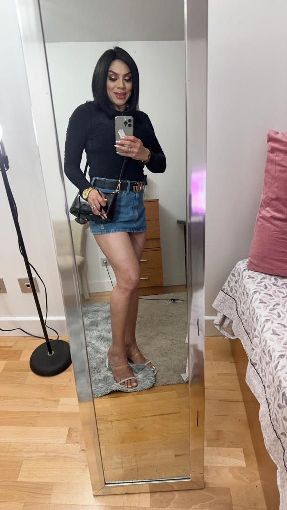 627287538: Travesti en Barcelona