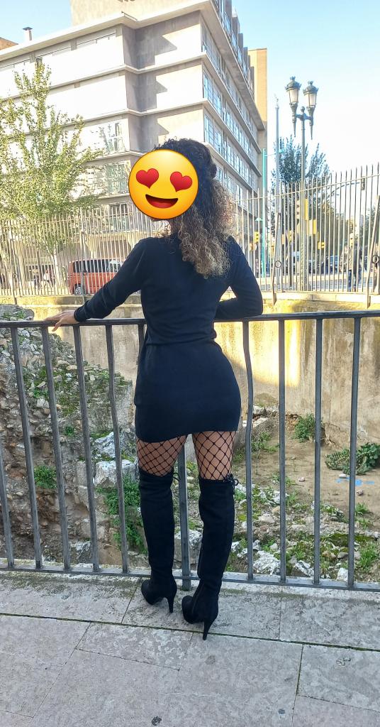 Chica busca chico en Lérida: 