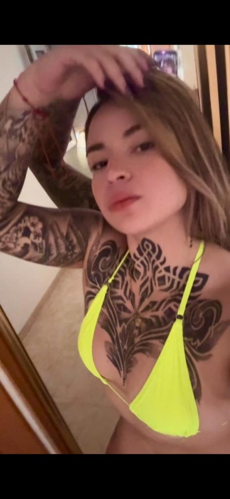 697306713: Chica busca chico en Murcia