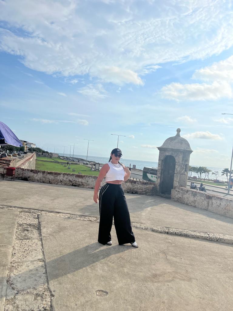 610739925: Chica busca chico en Tenerife