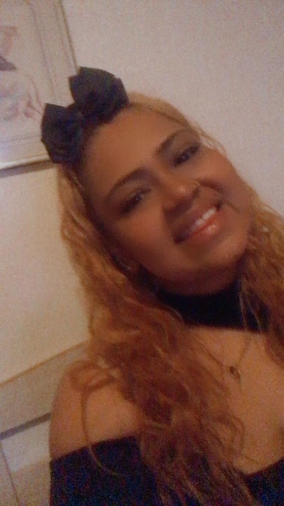 614705588: Chica busca chico en Murcia