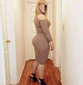 688476620: Chica busca chico en Cádiz