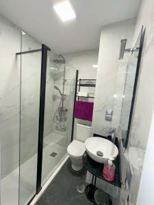 604264679: Chica busca chico en Almería