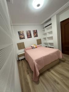 604264679: Chica busca chico en Almería