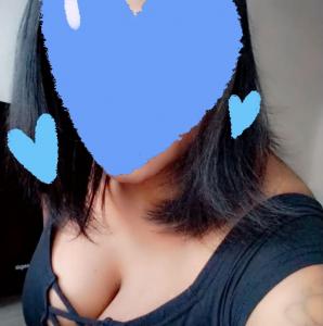 647488308: Chica busca chico en Barcelona