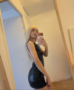 692335800: Transexual en Barcelona