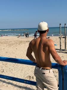 641941805: Chico busca chica en Las Palmas