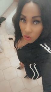 664535078: Travesti en Barcelona