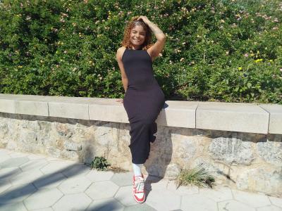 624174145: Chica busca chico en Ibiza