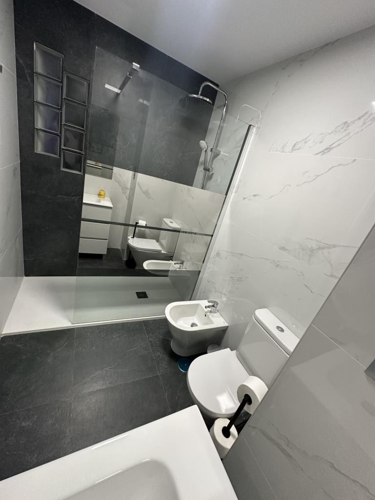 604264679: Chica busca chico en Almería