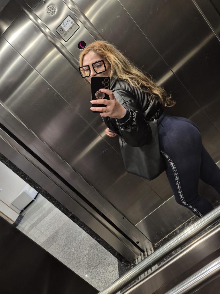 663984678: Chica busca chico en Ávila