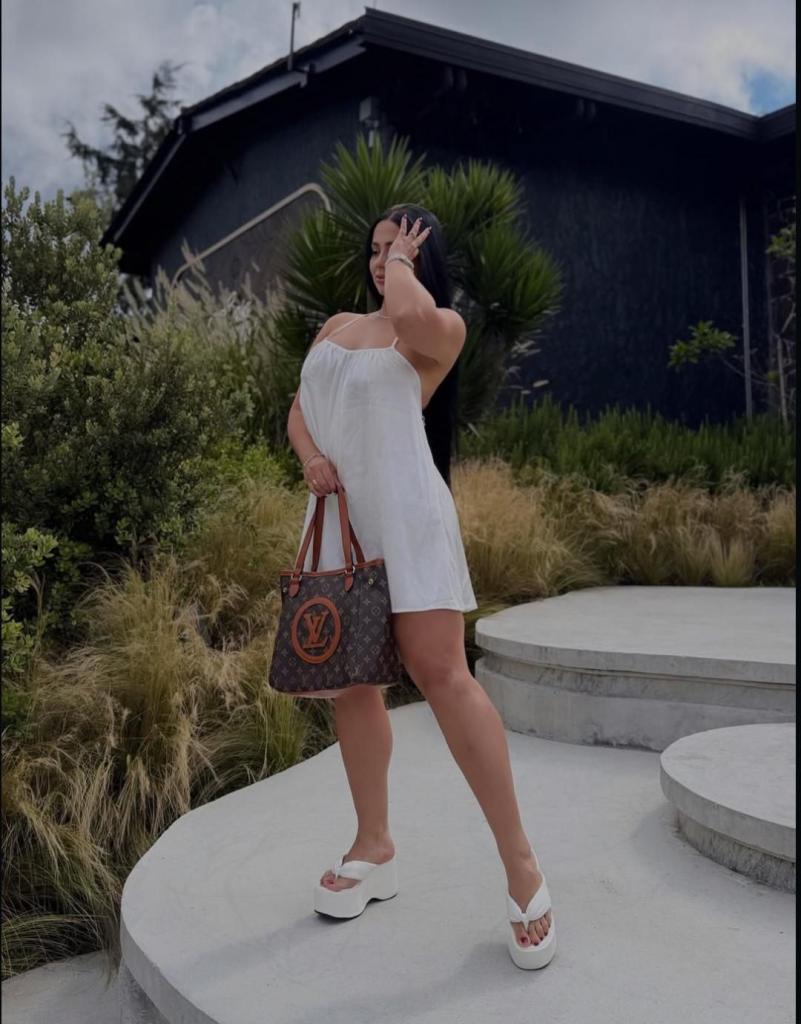 603997083: Chica busca chico en Alicante