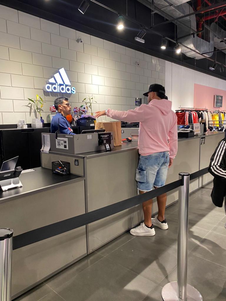 Chico busca chica en Las Palmas: 