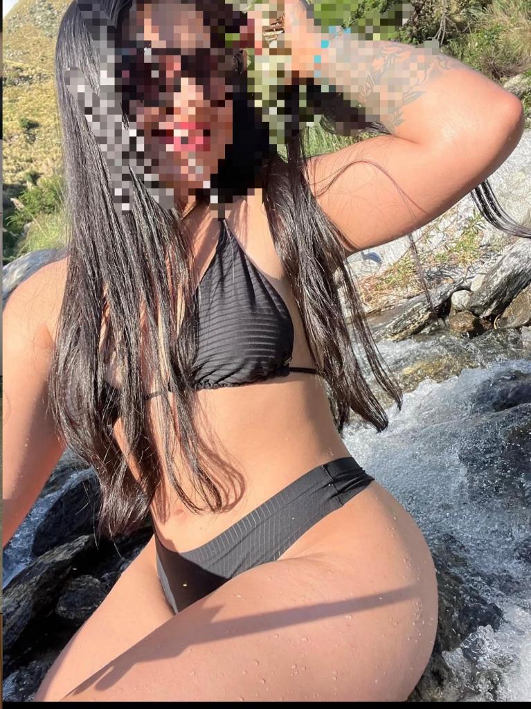 662594690: Chica busca chico en La Coruña