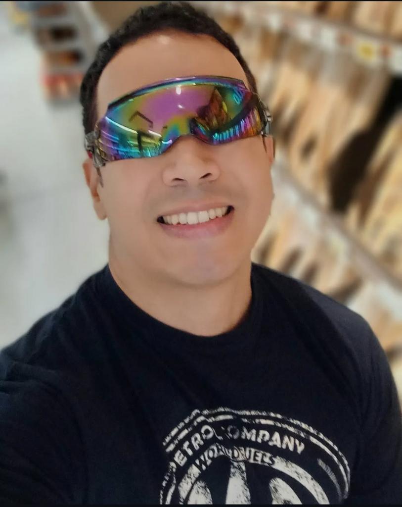 632183288: Chico busca chica en Valencia