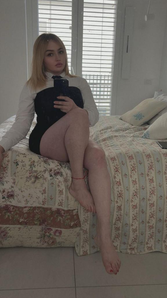 661079395: Chica busca chico en Toledo