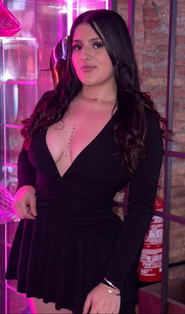 Chica busca chico en Cádiz: 