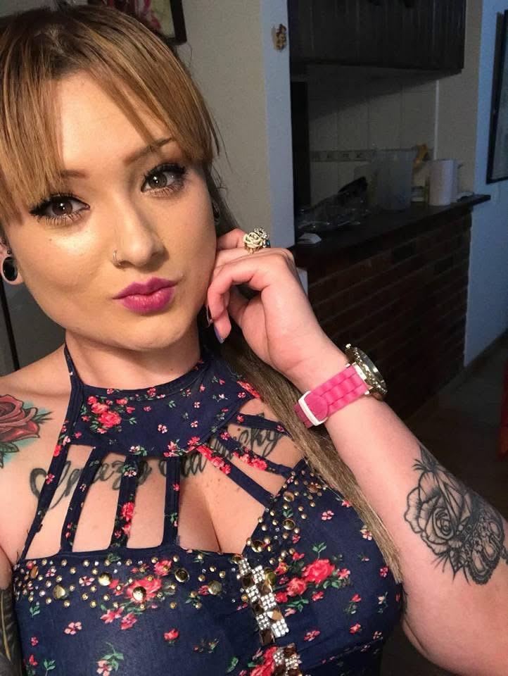 647074019: Chica busca chico en Murcia