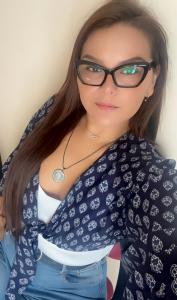 613392225: Chica busca chico en Barcelona