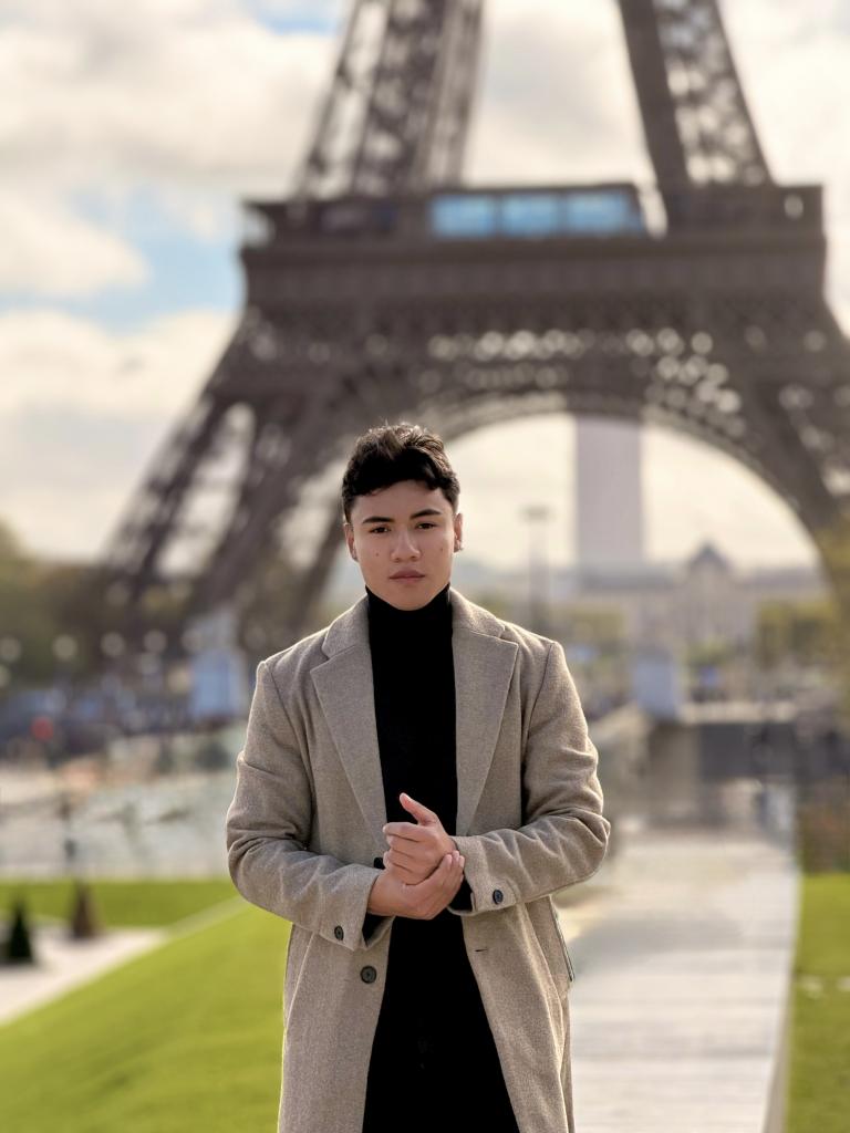 610349222: Chico busca chica en Ibiza