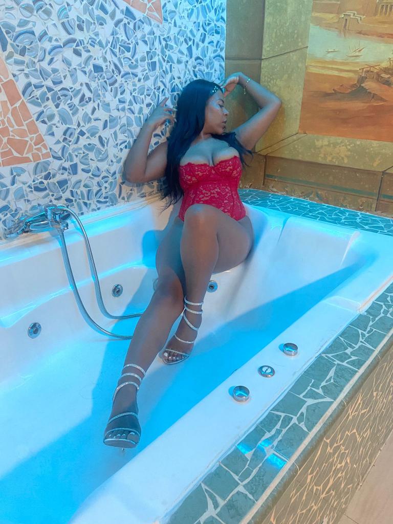 Chica busca chico en Valencia: 