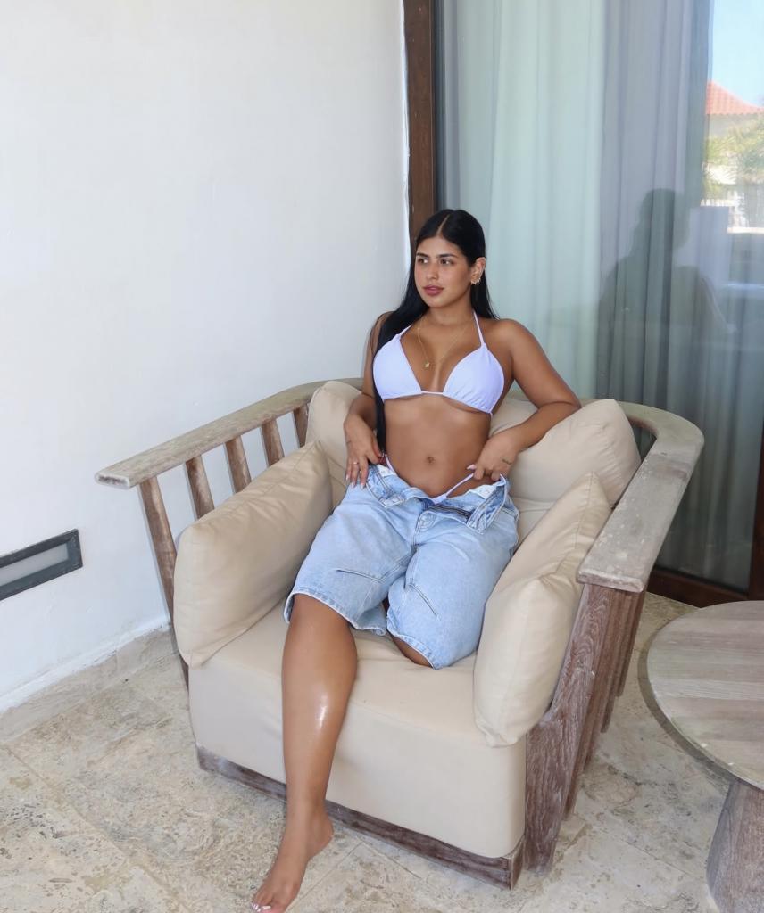 Chica busca chico en Tenerife: 