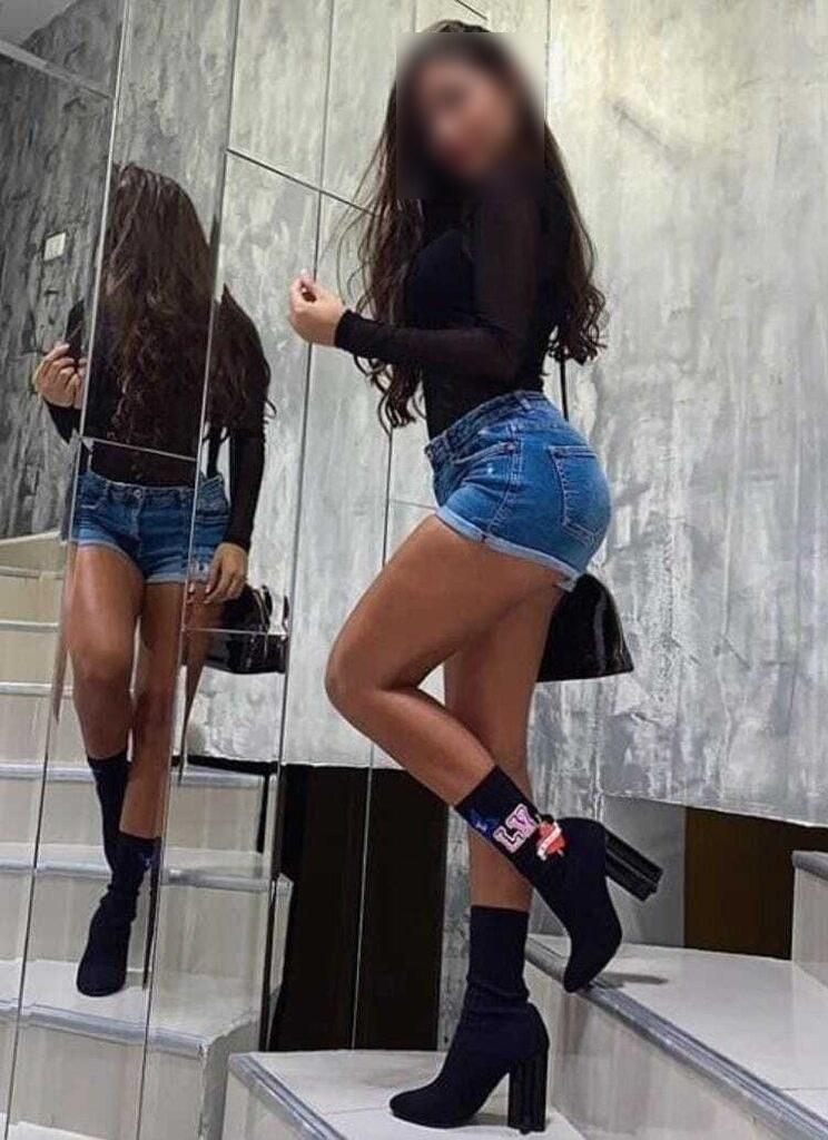 Chica busca chico en Barcelona: 