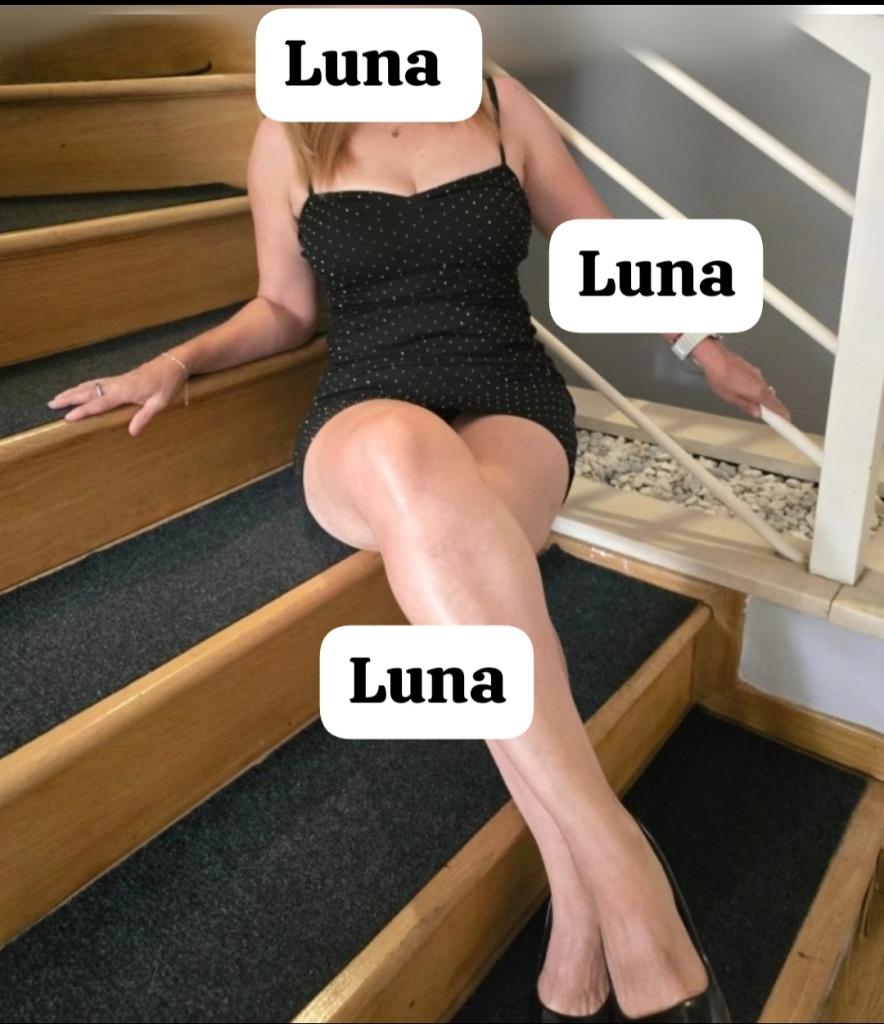 Chica busca chico en Sevilla: 