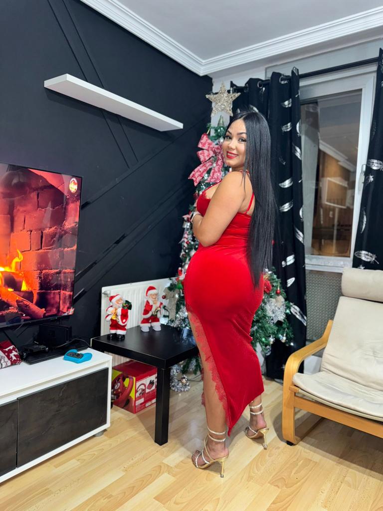 742035730: Chica busca chico en Sevilla