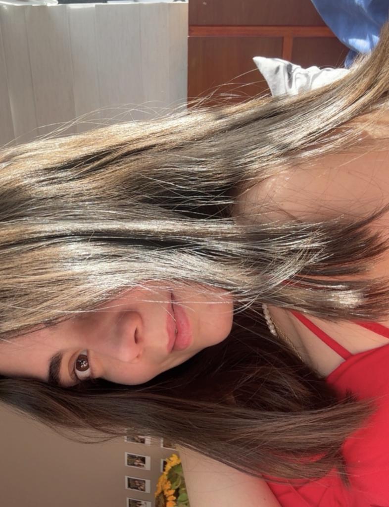 611387634: Chica busca chico en La Coruña