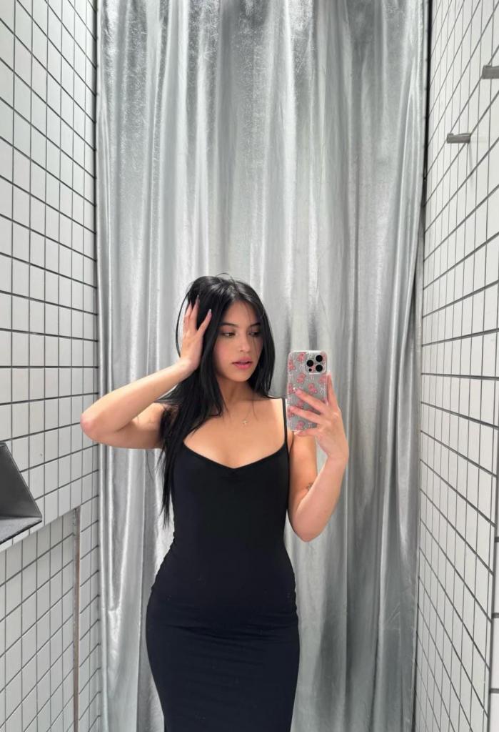 678416612: Chica busca chico en Málaga