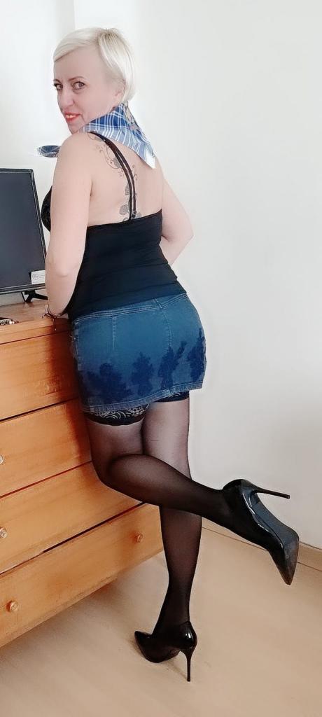 612238446: Chica busca chico en Alicante