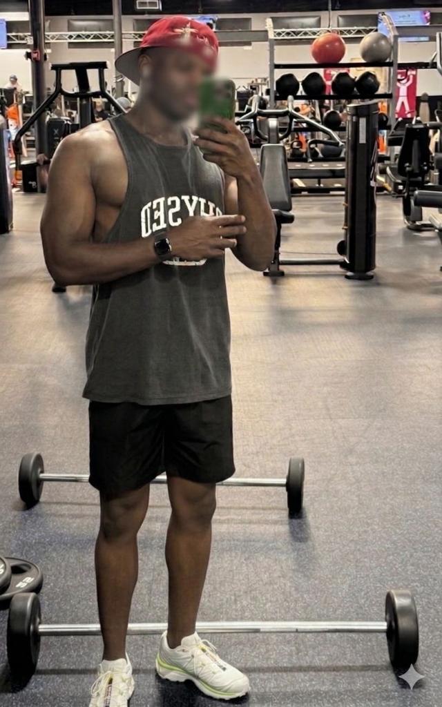 Chico busca chica en Alicante: 