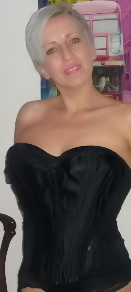 Chica busca chico en Alicante: 