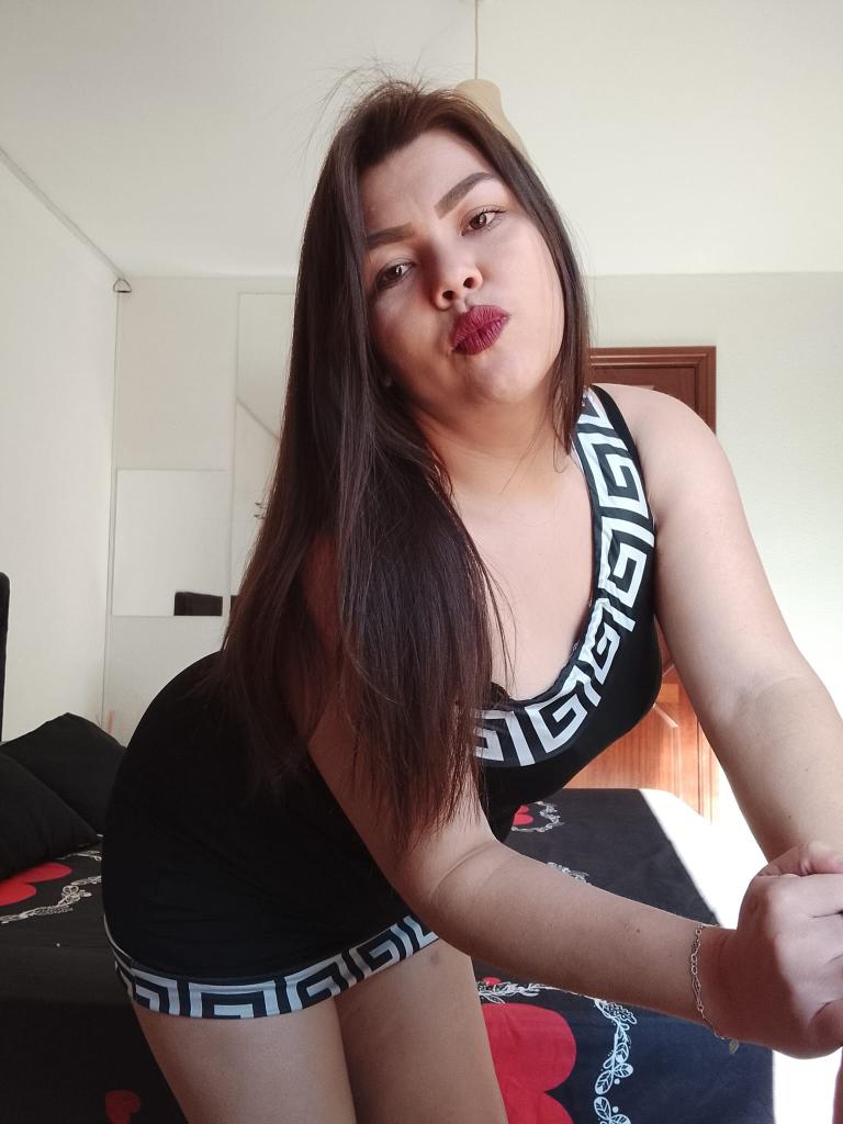 645242305: Chica busca chico en Mallorca