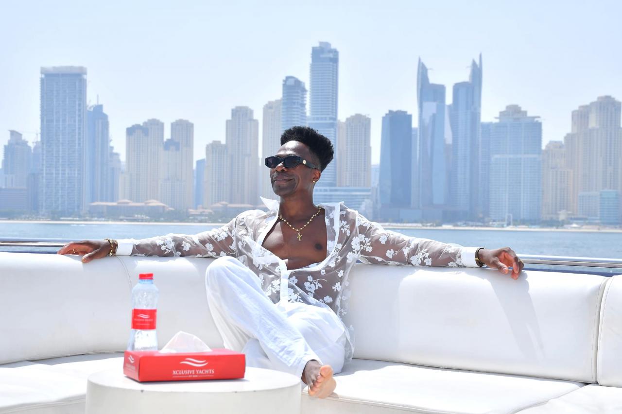 Chico busca chica en Sevilla: 