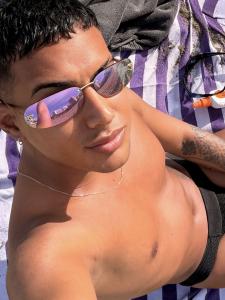 643695984: Chico busca chica en Tenerife