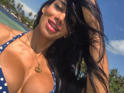 634375170: Chica busca chico en Tarragona