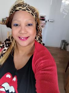 637223535: Chica busca chico en Madrid