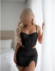 641483468: Chica busca chico en Málaga