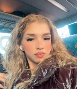 633917228: Chica busca chico en Madrid